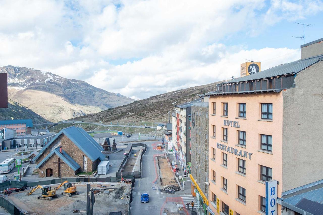 Apartamentos Vaquers Mikka 3000 Pas De La Casa Dış mekan fotoğraf